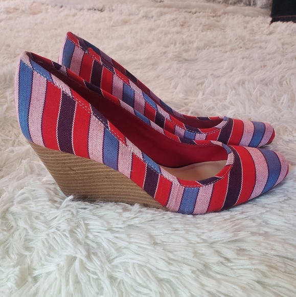 Soul Society Colorful Striped Wedge Size 7 - Picture 5 of 11